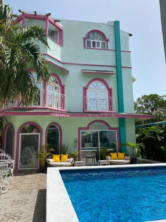 The Quetzal Bed and Breakfast Cancún Exteriör bild
